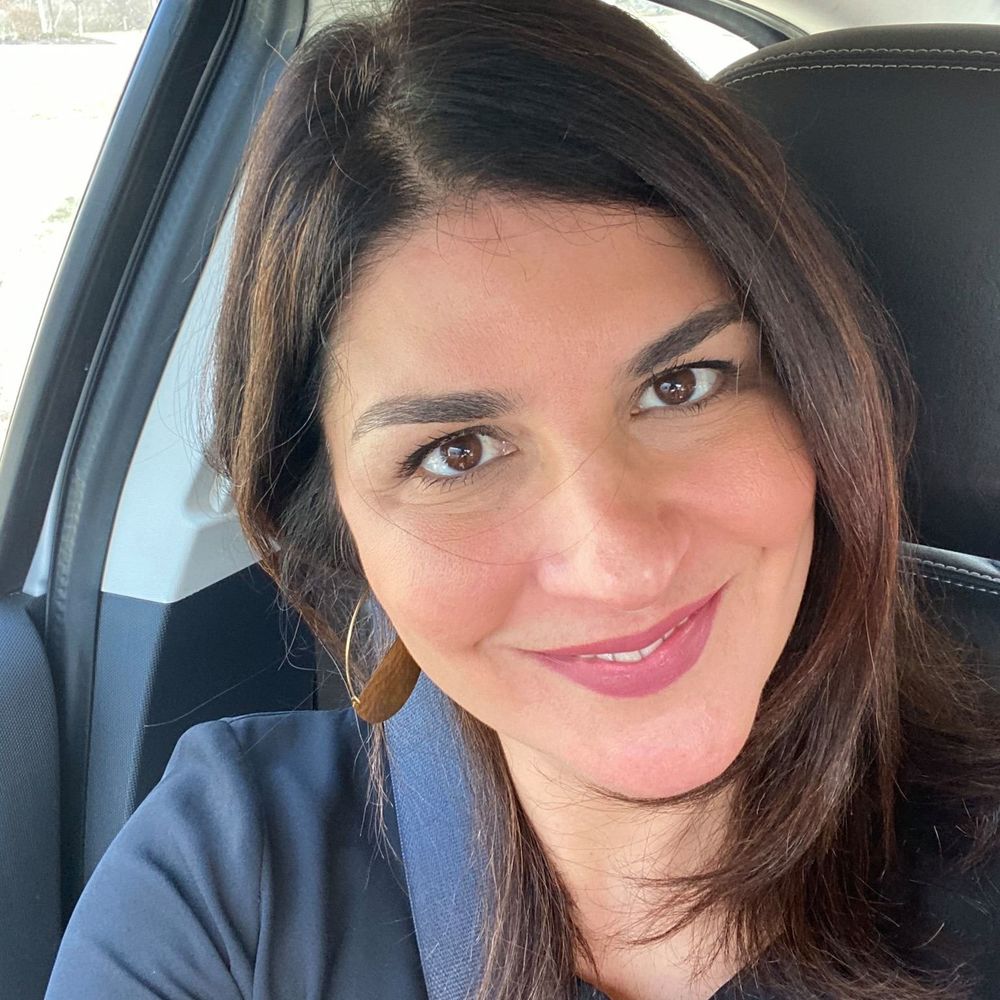 Meet your Posher, Gabriela